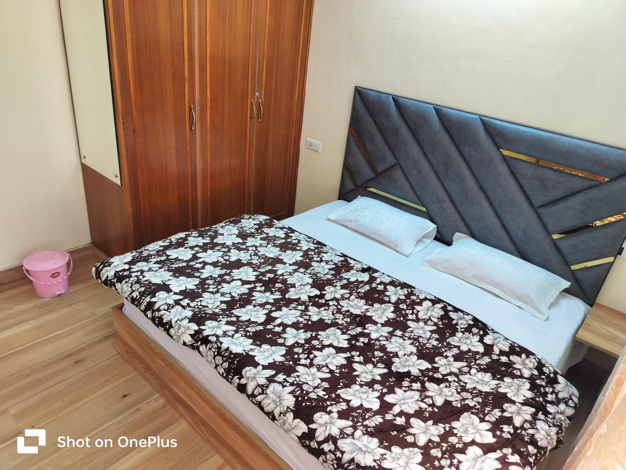 Shimla Vibes B & B Free Pick & Drop From Isbt Shimla Exteriör bild